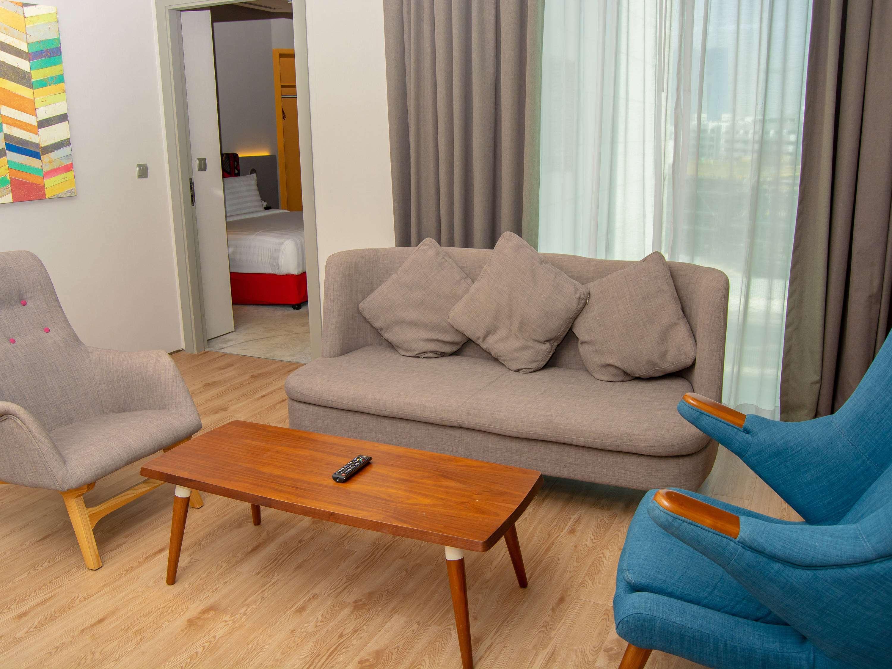 Ibis Styles Dubai Jumeira Otel Dış mekan fotoğraf